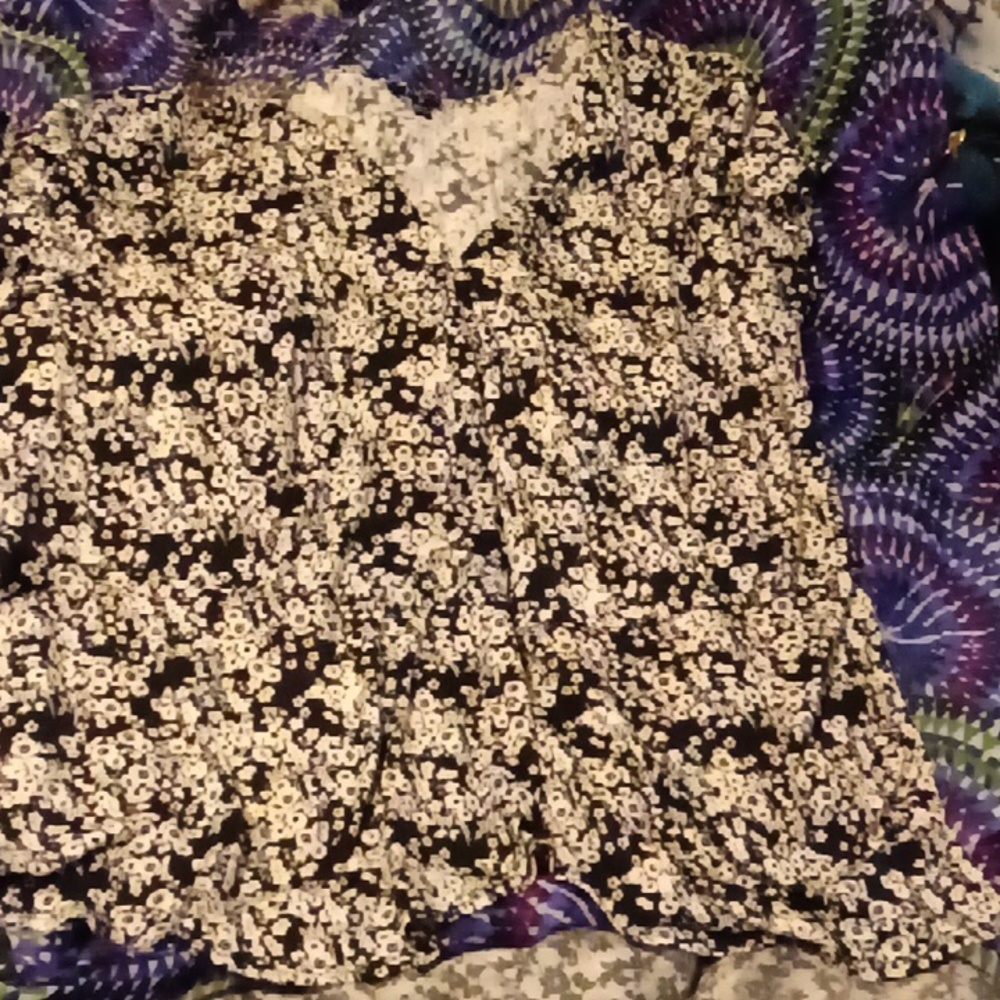 Women's plus size shirt